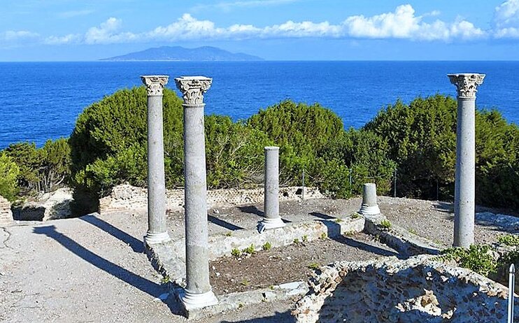 L’isola di Giannutri, profumi e colori